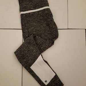 Strut This. 7/8 Leggings